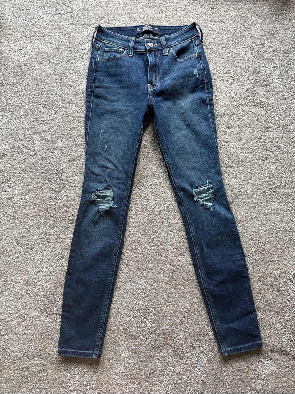 Hollister Women's Dark Blue Distressed Skinny Jeans